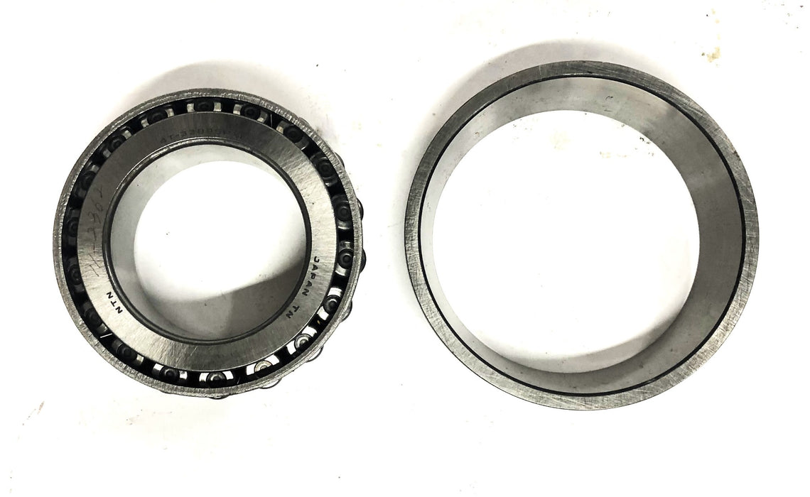 NTN Double Tapered Roller Bearing Set 4T-33895PX1/4T-338208PX3 NOS