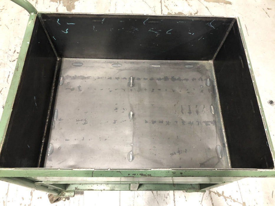 Unbranded 12 IN Closed Shop Cart W/ Foot Brake 40x24 IN USED LOCAL PICK UP ONLY