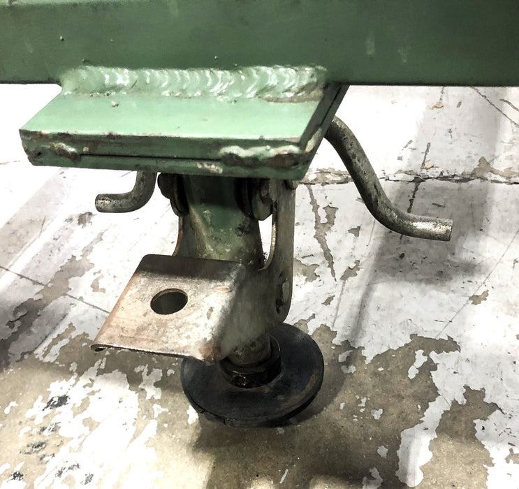 Unbranded 12 IN Closed Shop Cart W/ Foot Brake 24x40 IN USED LOCAL PICK UP ONLY