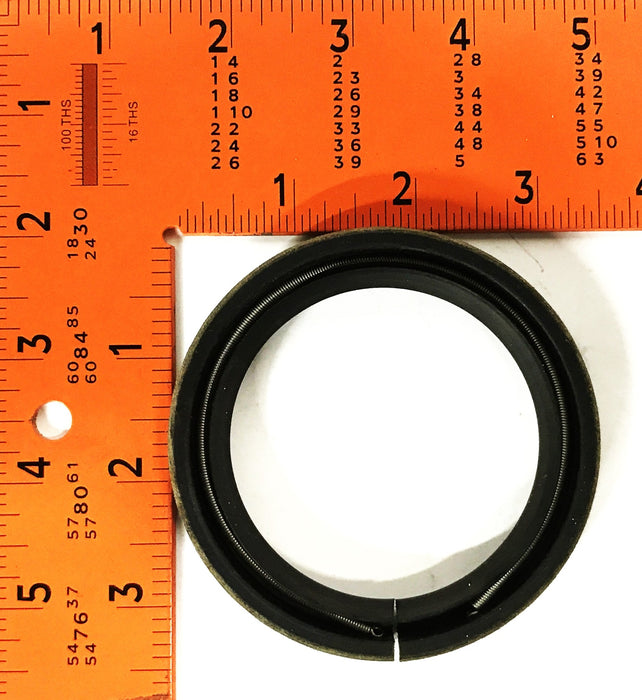 Parker 2-1/2 inch Split Oil Seals 0250-9055 [Lot of 2] NOS