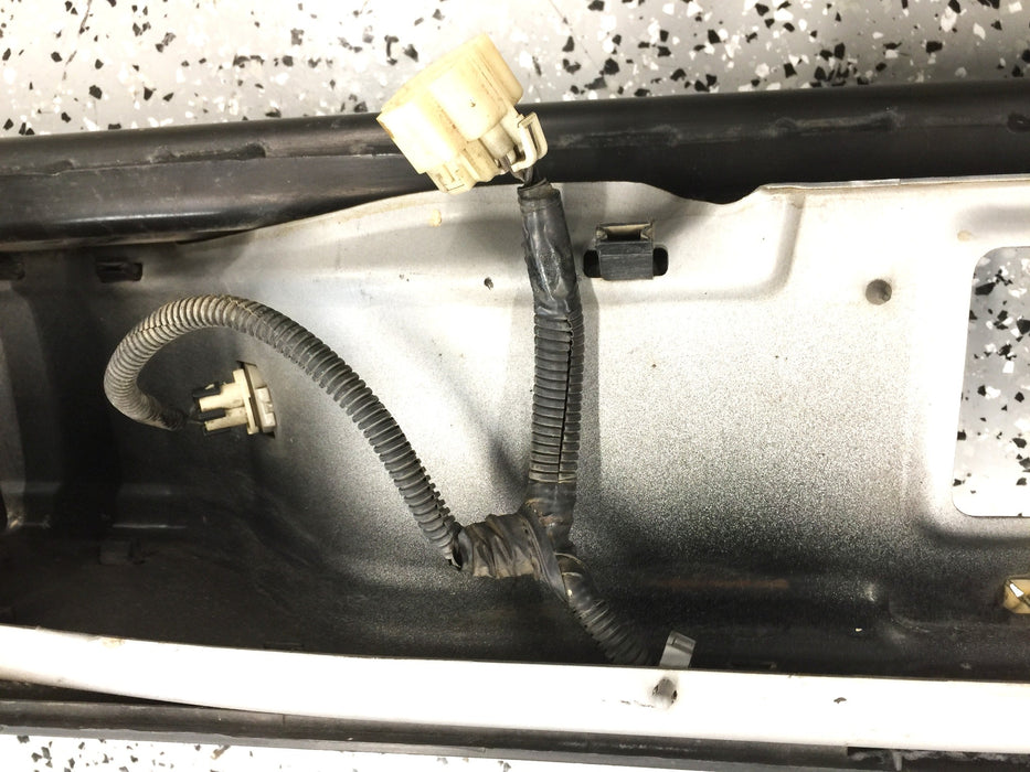 GM Rear Bumper with Step Pad,Lamps,Harness and Brackets 12496085 USED