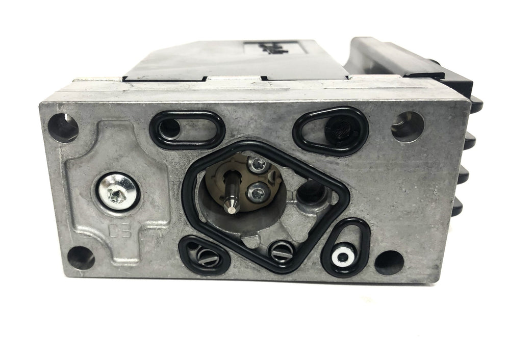 Danfoss Proportional High 11-32 Volt Solenoid Valve PVEH32 S4 (157B4032) NOS