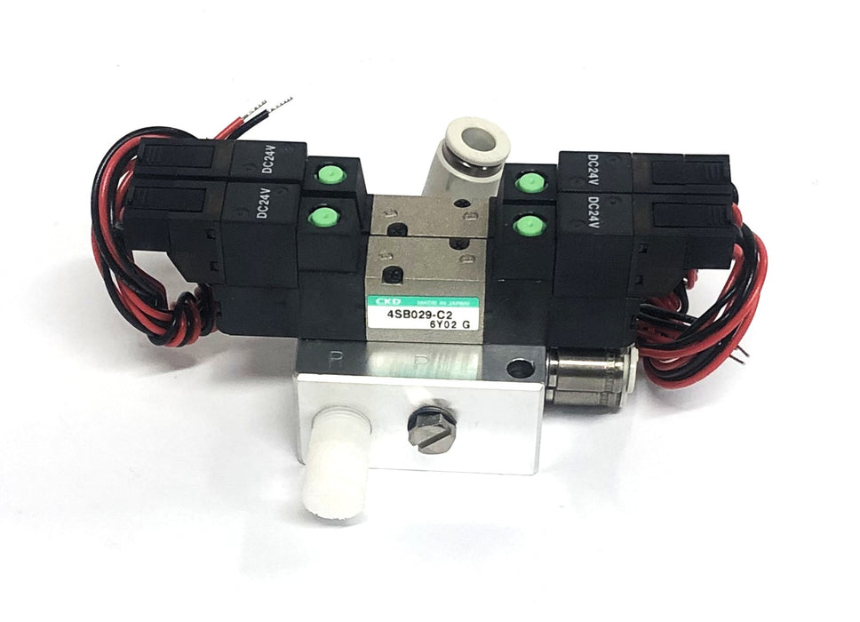 CKD 6Y02-G Solenoid Valve M4SB029-C2-2 (FL245402-3) NOS