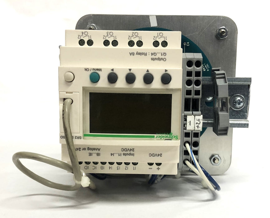 Schneider Electric Magelis Touch Panel With Compact Smart Relay SR2 B121BD NOS