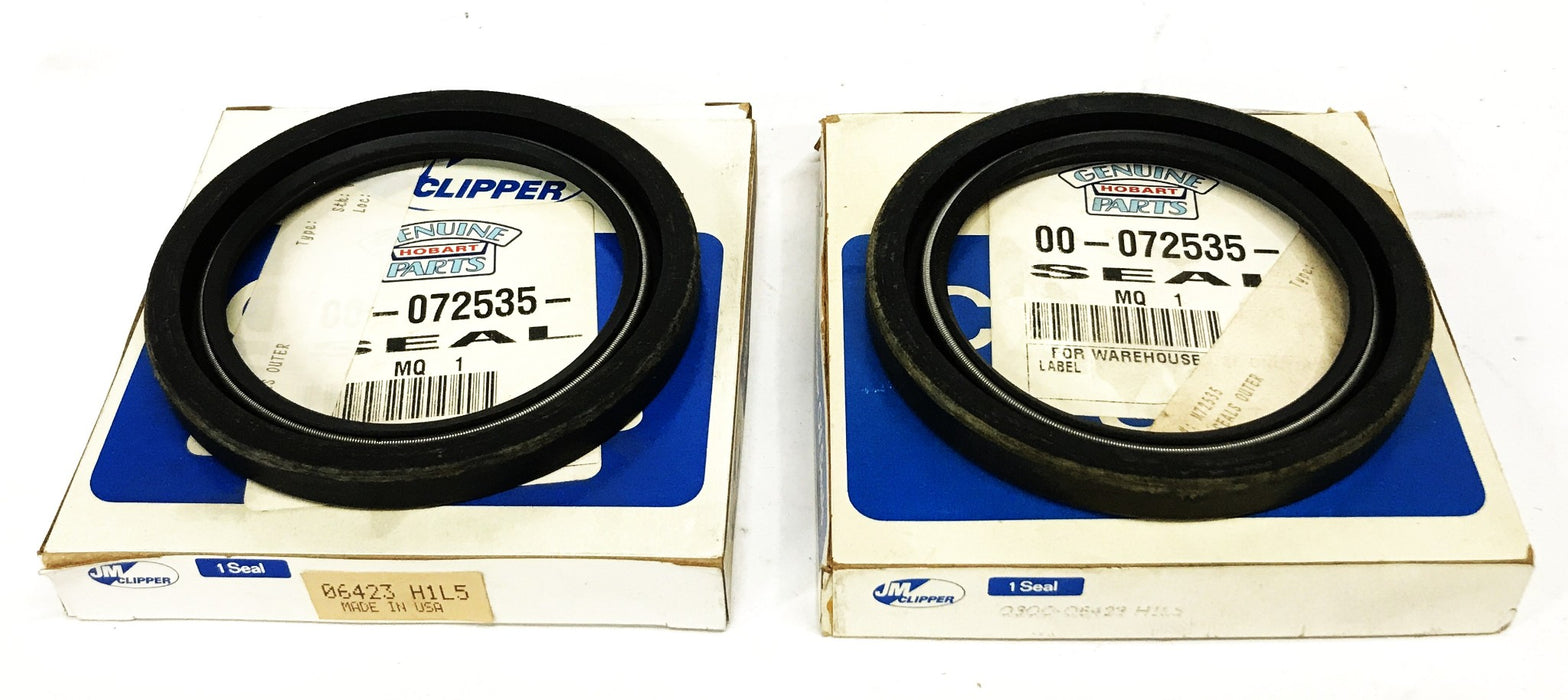 Parker JM Clipper Oil Seal with Spring  06423-H1L5 [Lot of 2] NOS