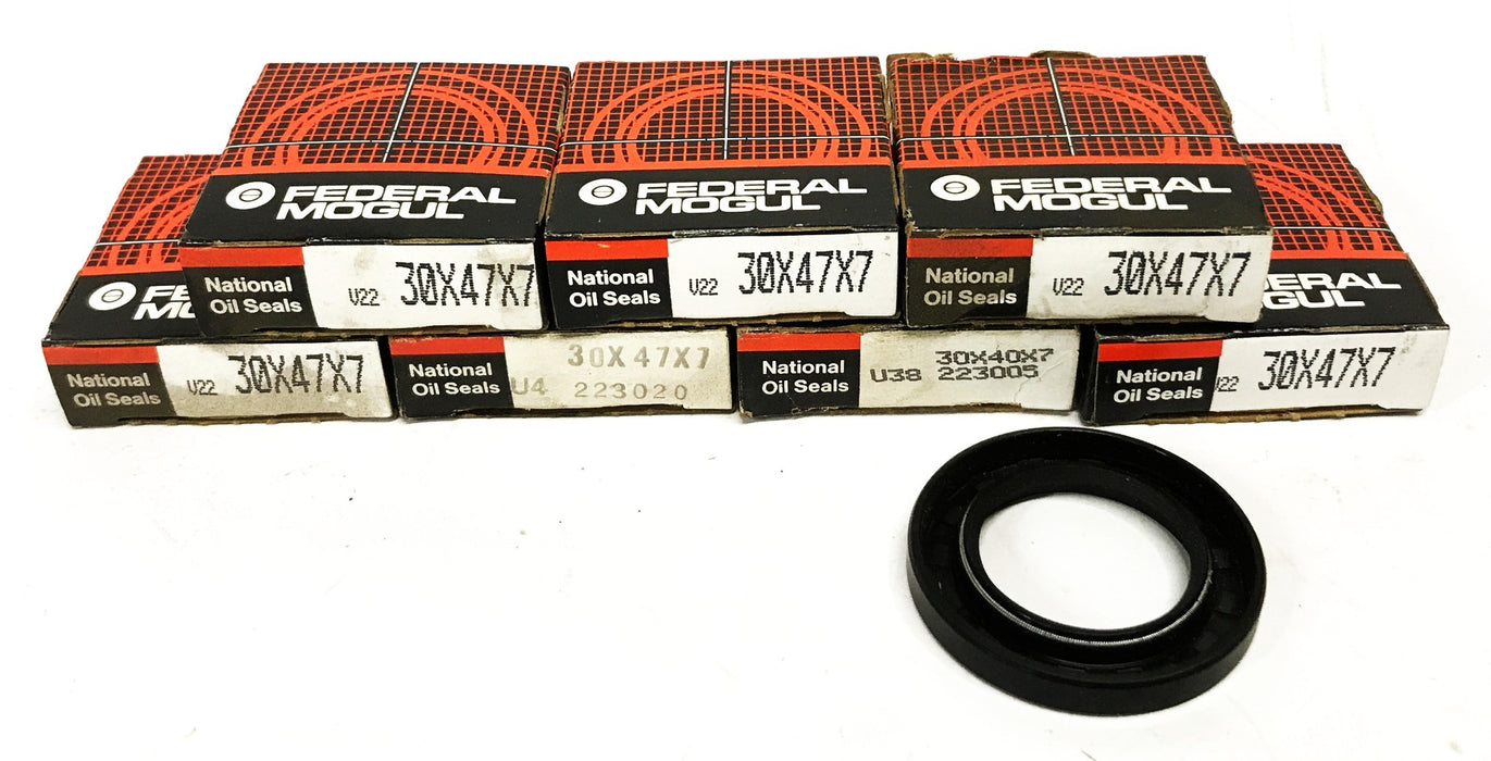 Federal Mogul Oil Seal 30X47X7 [Lot of 7] NOS
