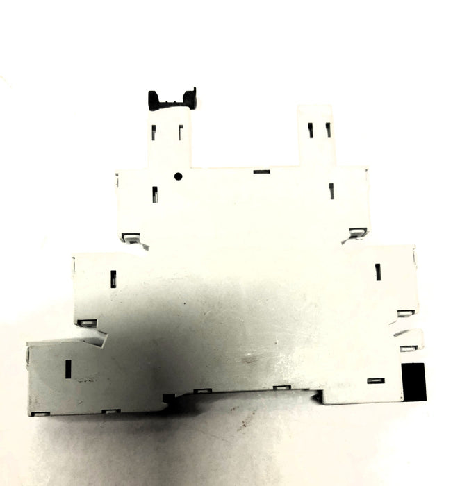 Allen-Bradley 110-125V CAT Terminal Block Relay 700-HLT1L1 (700-HLS1L1) NOS