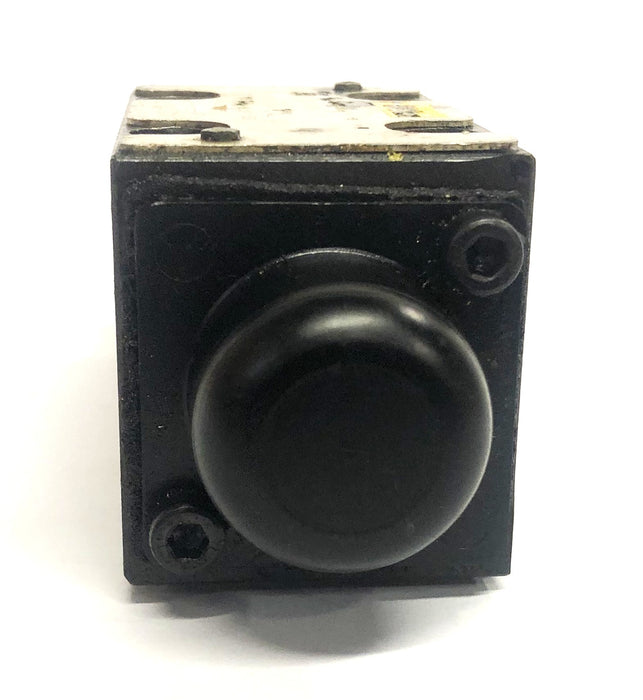 Parker 5000PSI 30 Degree Directional Control Valve 5000PSI D1VC4BV 72 USED