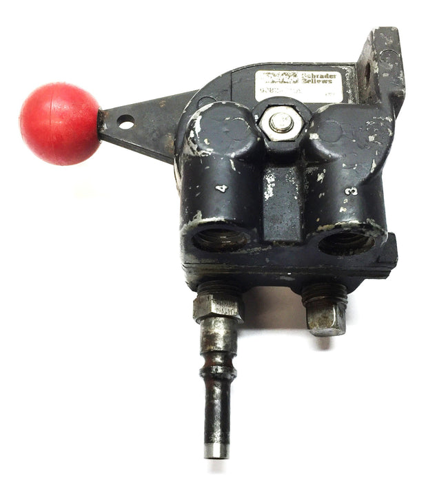 Parker/Schrader Bellows 4-Way Slide Seal Valve with Fitting 008240109 USED