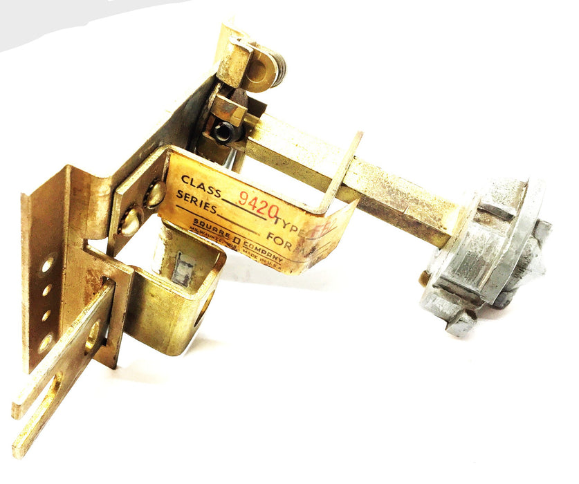 Square D Circuit Breaker Operating Mechanism 9420 (FB2) USED