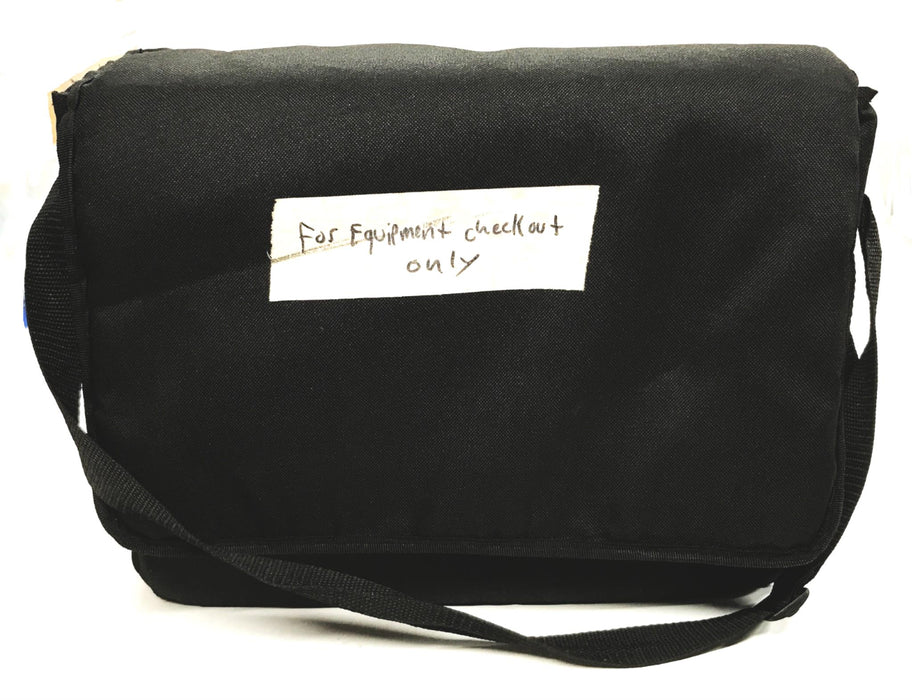 Epson KR85 Digital Projector with Padded Carrying Bag H314A USED
