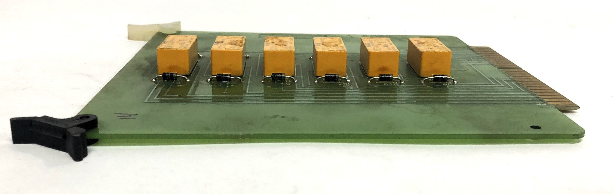 Unbranded 6 Channel Relay Board AM0070 USED