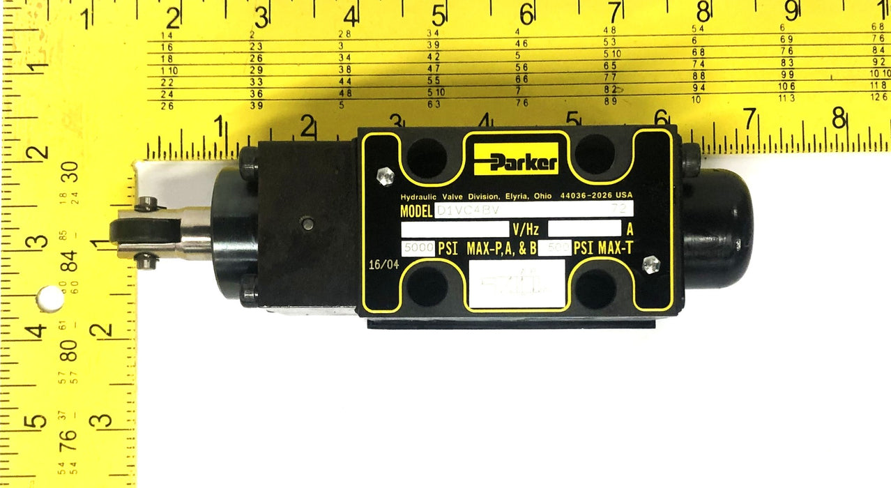 Parker 30 Degree 5000PSI Directional Control Valve D1VC4BV 72 NOS