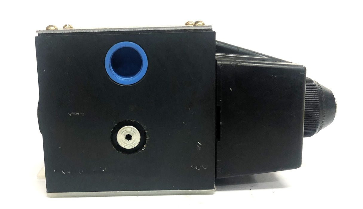 Summa Directional Valve DG454-012A-B60 (SVN5-02-338559, J98S) NOS
