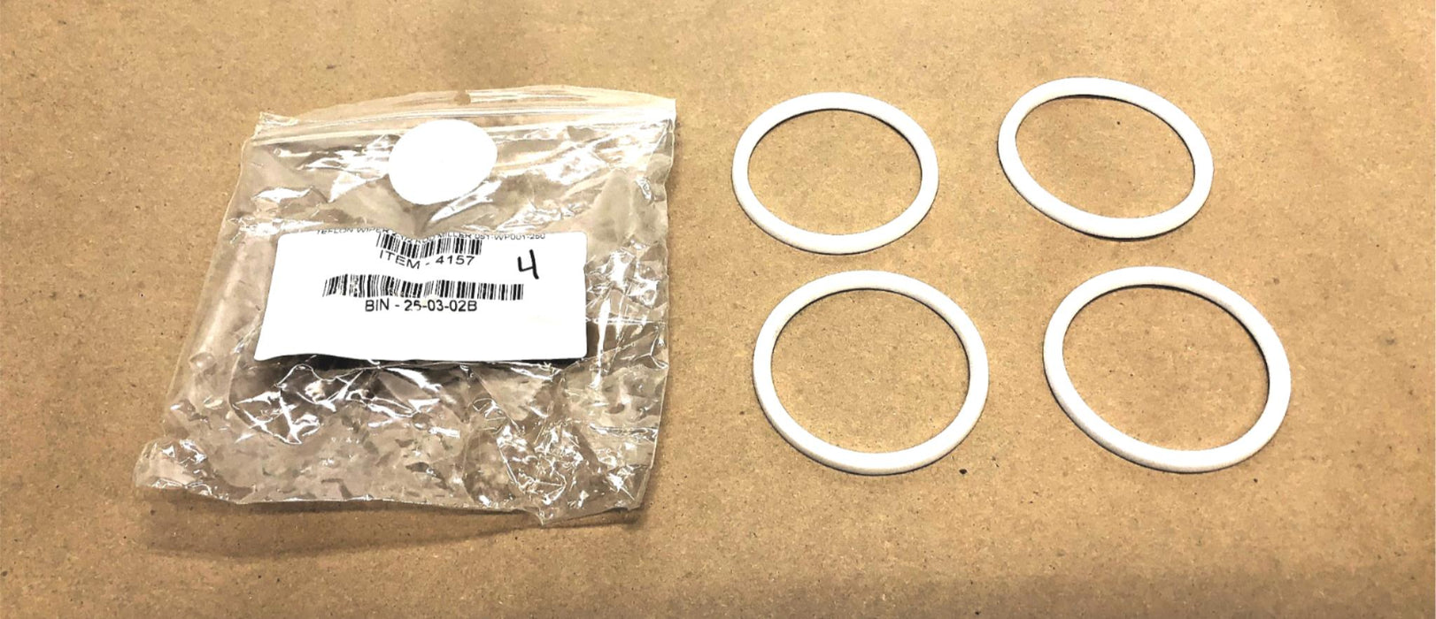 Miller Pack of (4) Teflon Wiper 2-1/2" Rod Seal 051-WP001-250 NOS
