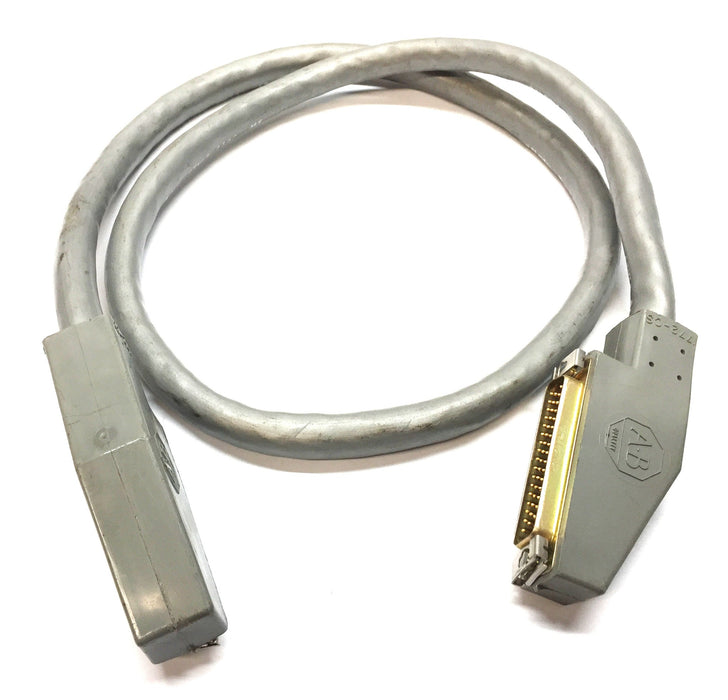 Allen-Bradley Type 25/ Style 2464 Communication Cable Assembly 1772-CS NOS