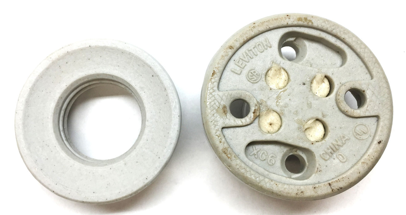 Leviton 660W/250V Porcelain Light Socket NOM057 NOS