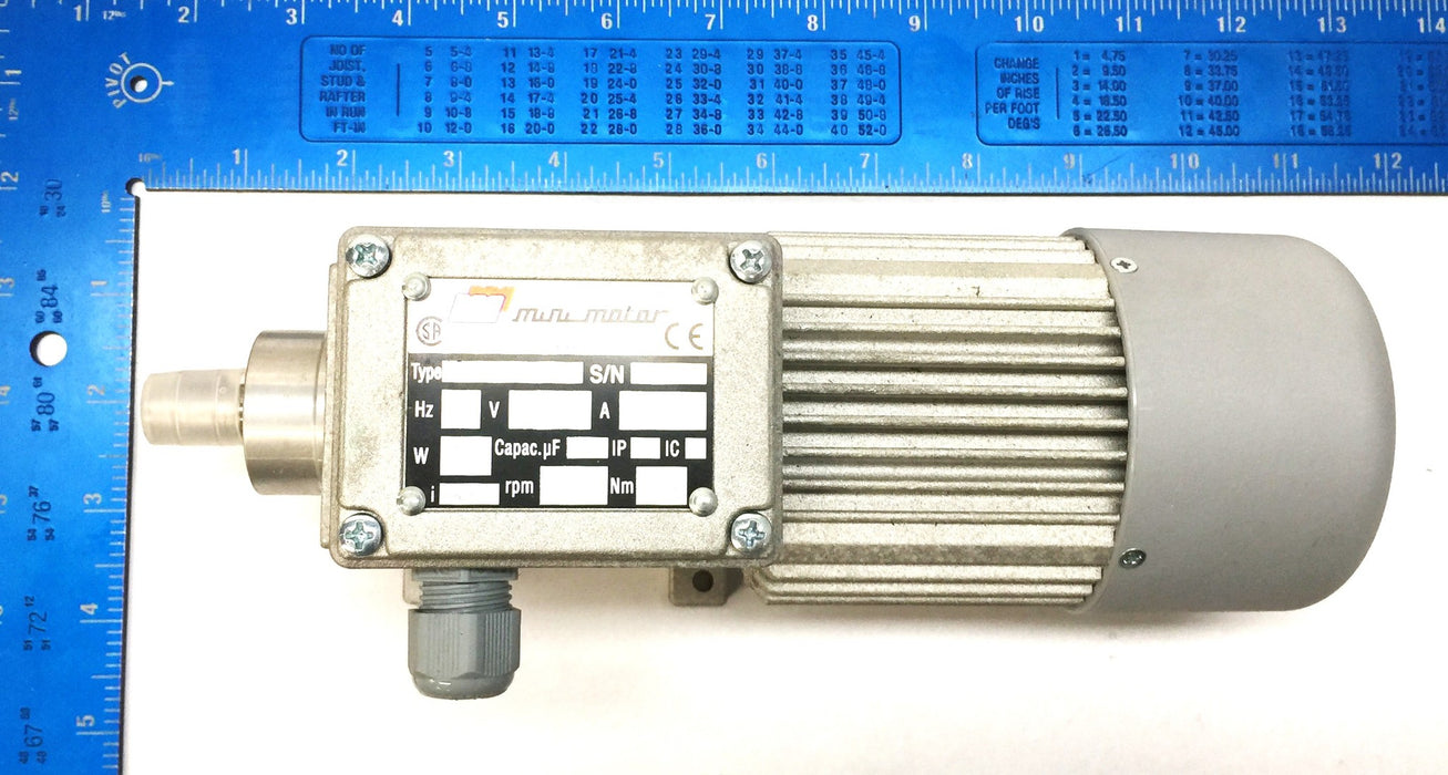 Minimotor 50Hz 74W 230/400V 114RPM Gearmotor AC320P2T NOS