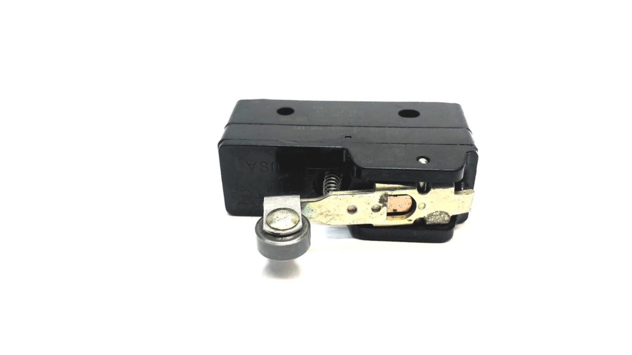 Micro Switch Roller Lever Limit Switch BZ-2RW22-P4 NOS