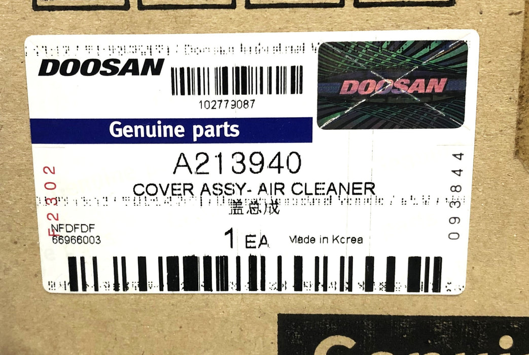 Doosan Air Cleaner Cover Assembly A213940 NOS