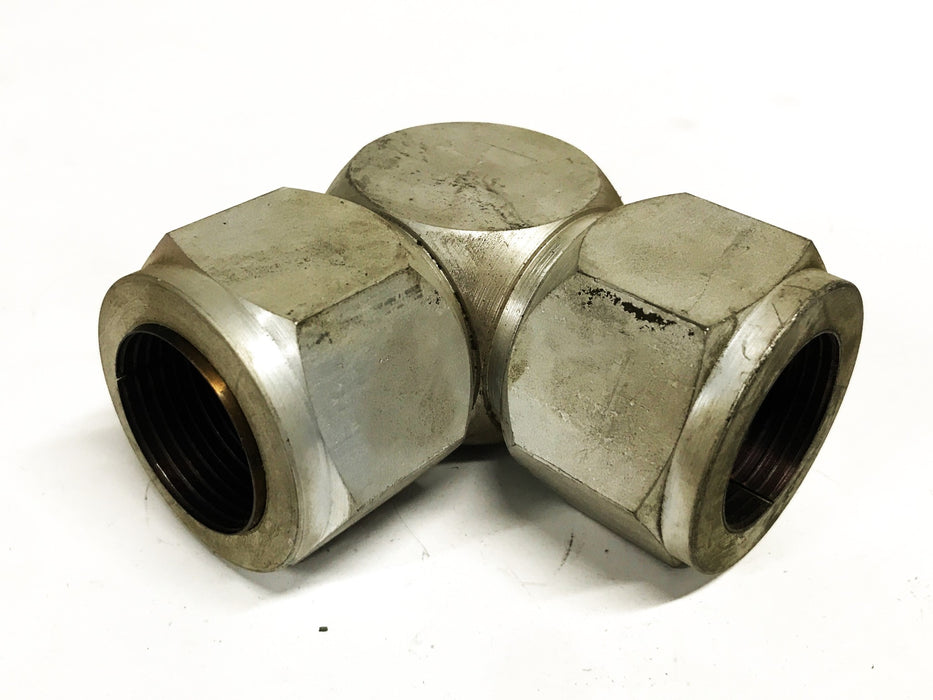 Lenz 1-1/4 inch Female Hydraulic Compression Elbow NOS