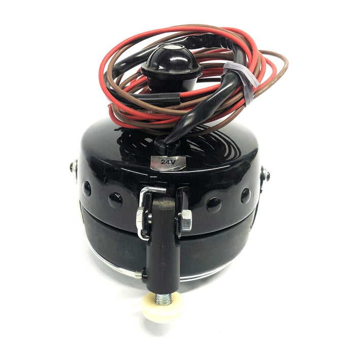 Total Source 24 Volt Light With Guard SY280124 NOS