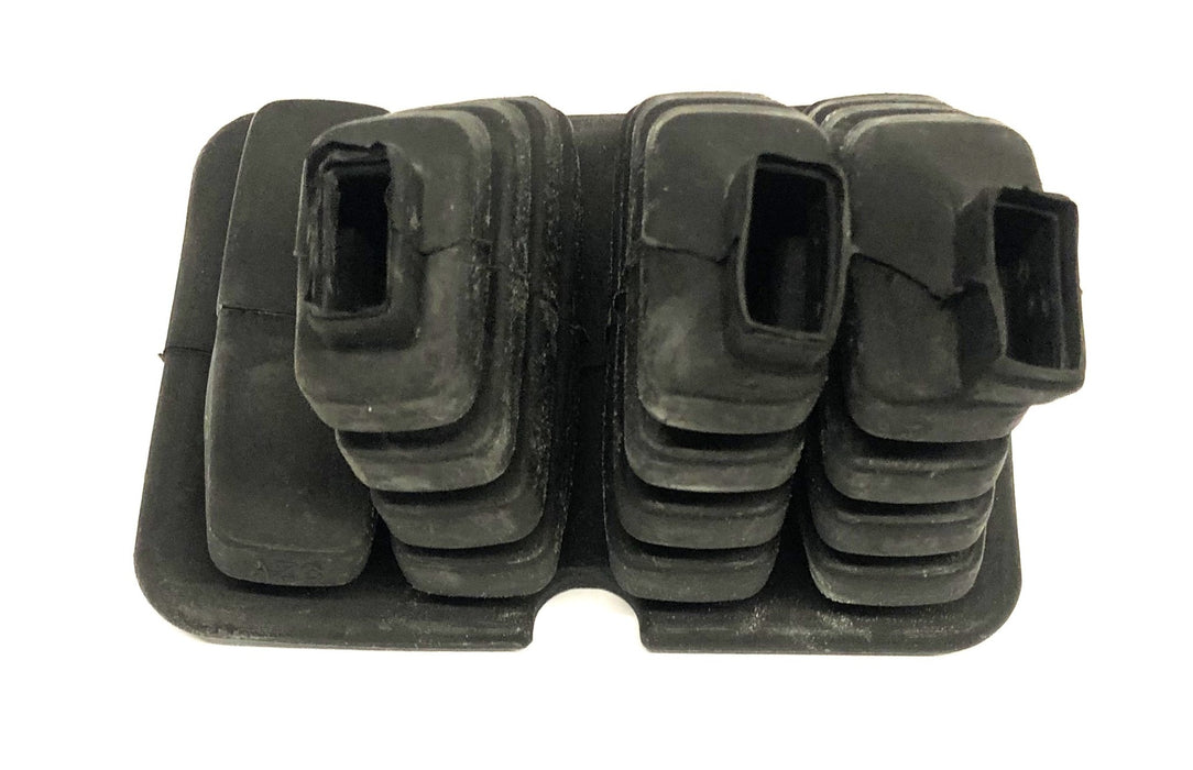 Total Source Lever Cover For Hyster Forklift HY1371402 NOS