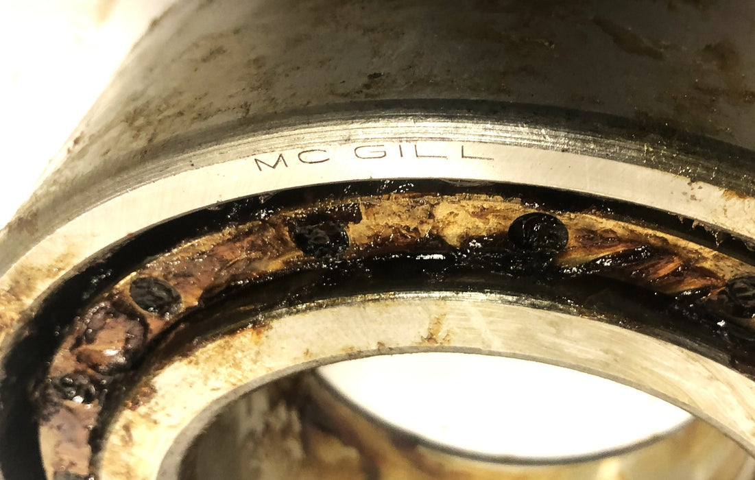 McGill Cylindrical Roller Bearing R-5220 NOS