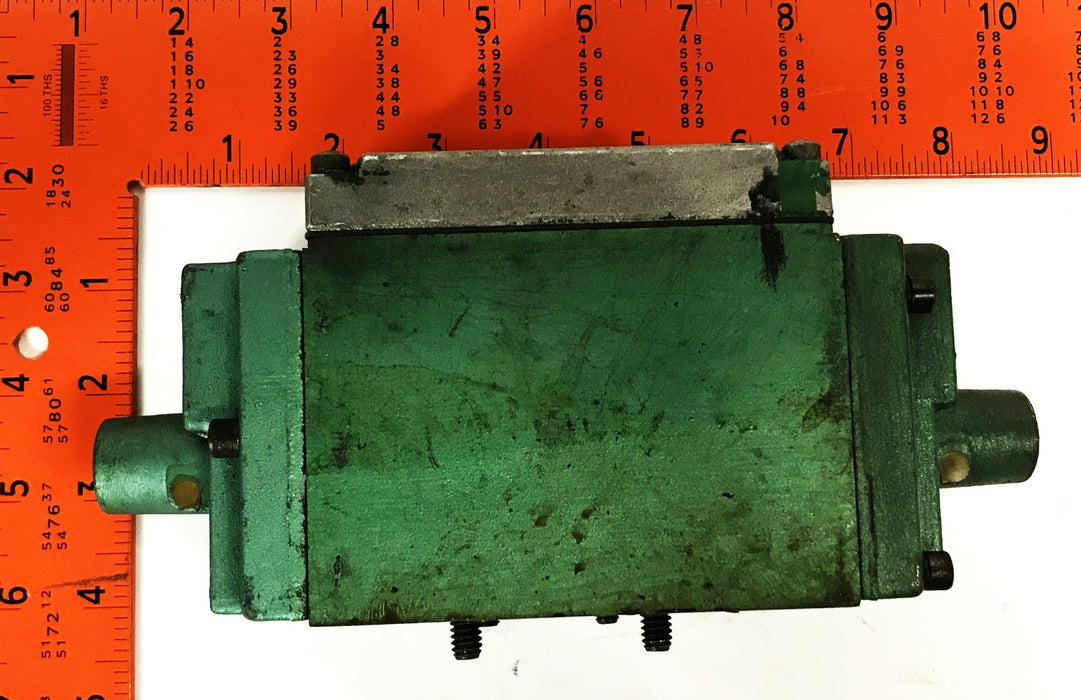 Numatics 4-Way Pneumatic Valve 33JPR4410 USED