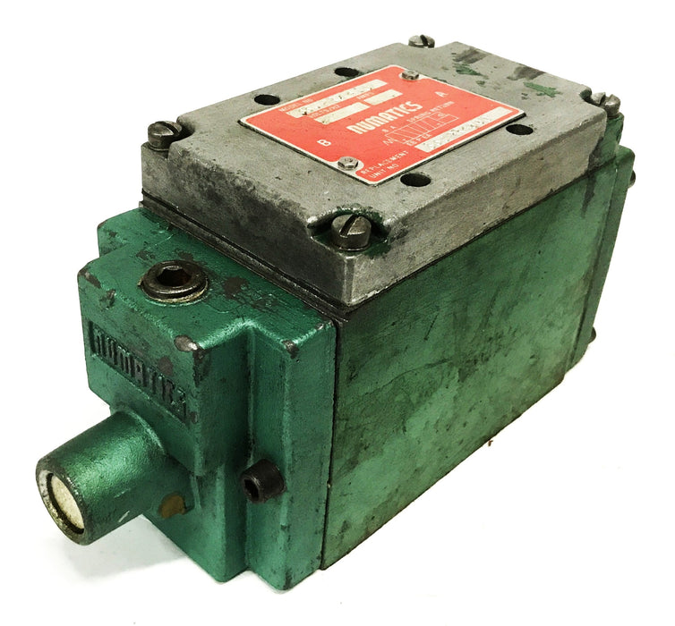 Numatics 4-Way Pneumatic Valve 33JPR4410 USED