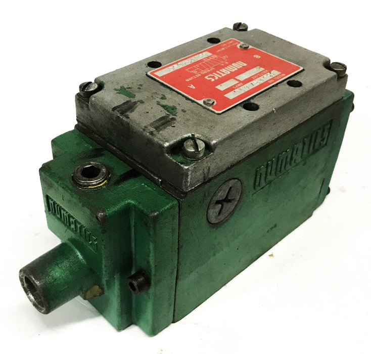 Numatics 4-Way Pneumatic Valve 33JPR4410 USED