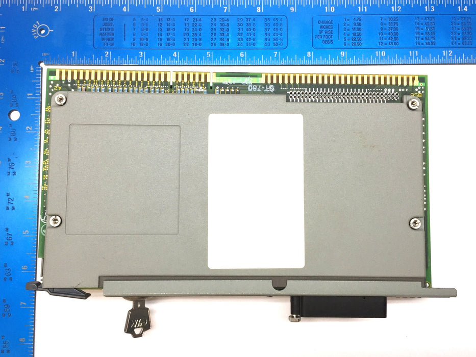 Allen-Bradley PLC-5/20 Processor Module w/Key 1785-L20B (96218673) USED
