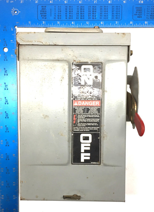 GE 30 Amp 240V, AC Max HP 7.5 General Duty Safety Switch TG4321R (14363) USED