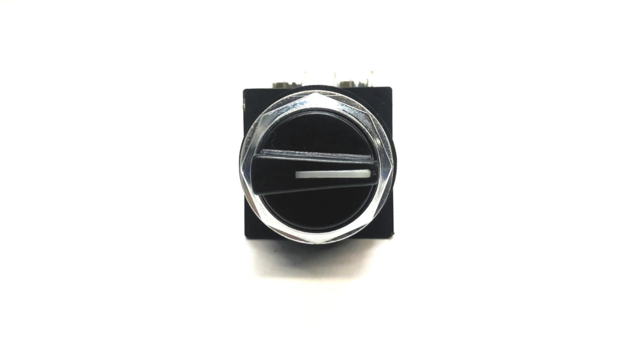 General Electric NEMA A600 Selector Switch CR104P NOS