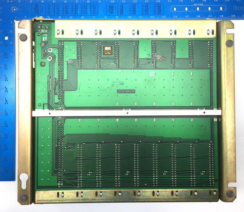 Allen-Bradley 8-Slot Card Rack I/O Chassis 1771A2B 960188 USED