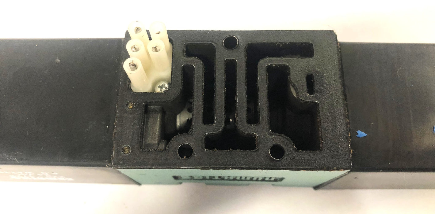 Numatics 24VDC 6.0 Watts Double Solenoid Pneumatic Valve 225-372B USED