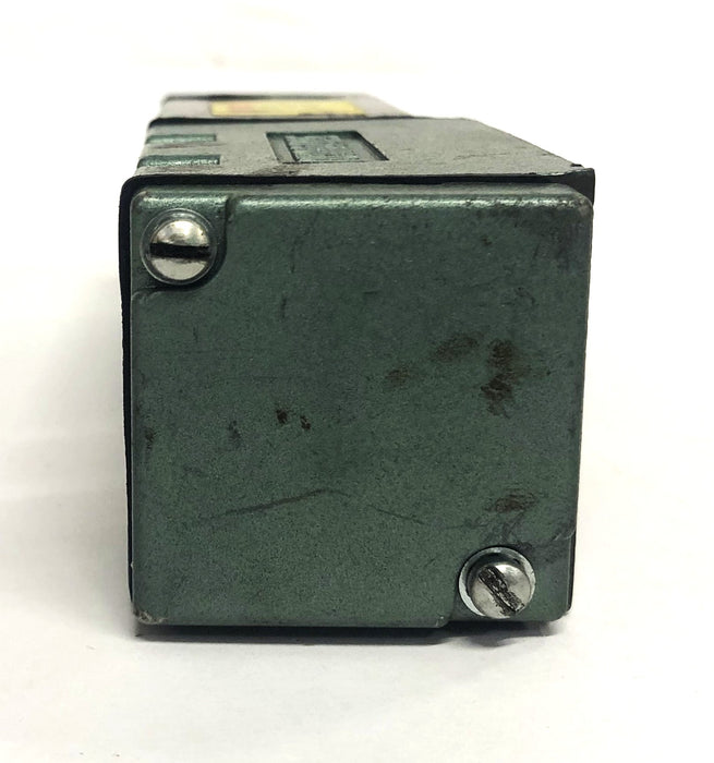 Numatics 24VDC .25AMPS Solenoid Valve 153SA431E USED