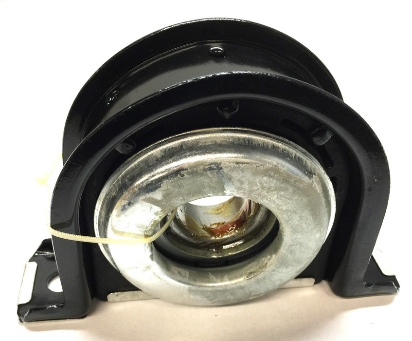 International/Navistar Midshaft Bearing Housing 2591051C91 NOS