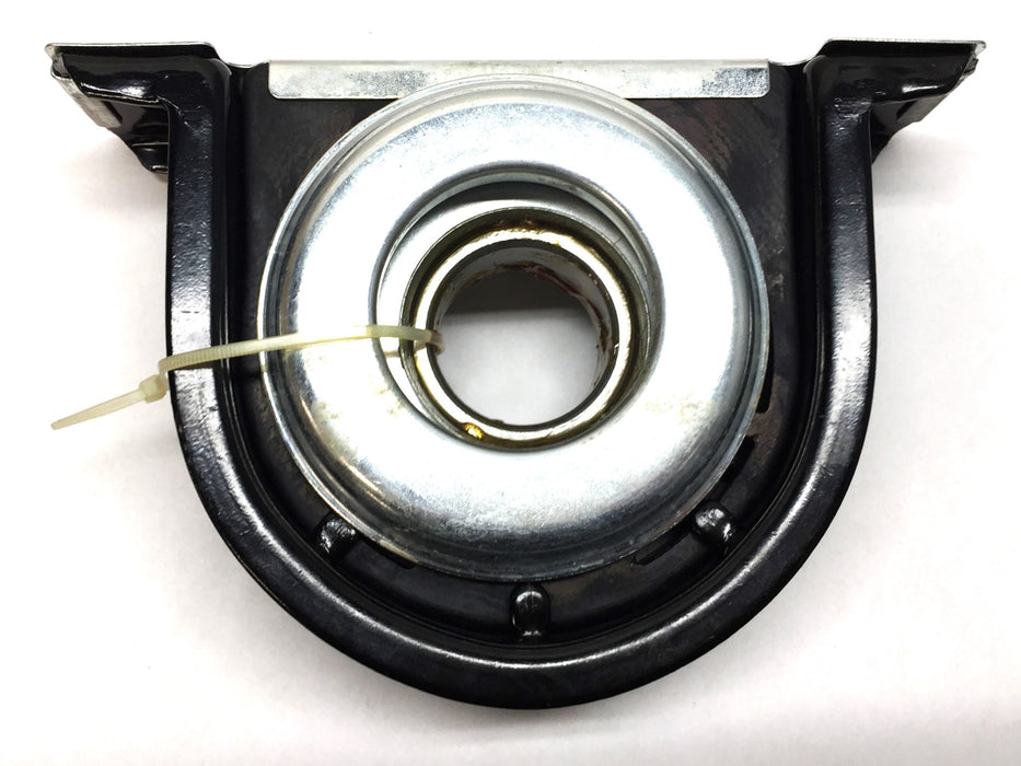 International/Navistar Midshaft Bearing Housing 2591051C91 NOS