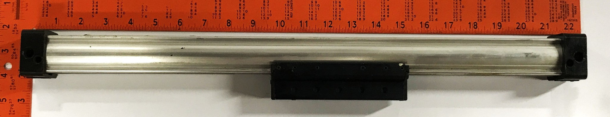 Norgren Pneumatic Rodless Cylinder C/45025B/14/BL/1 USED