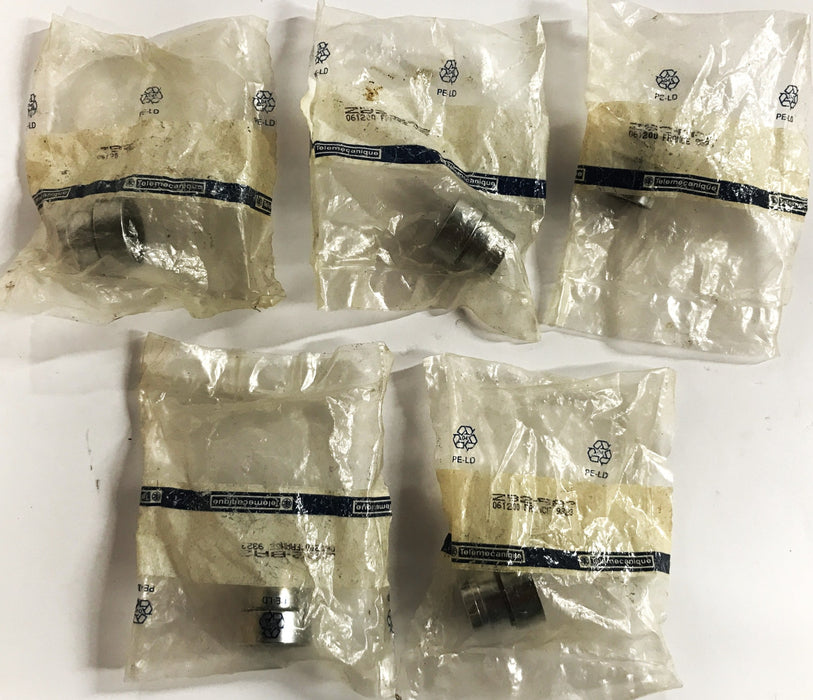 Telemecanique Black Push Button ZB2-BA2 [Lot of 5] NOS
