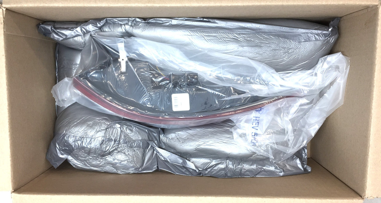 Ford Fusion Driver Side Tail Light Assembly HS7Z-13405-J NOS