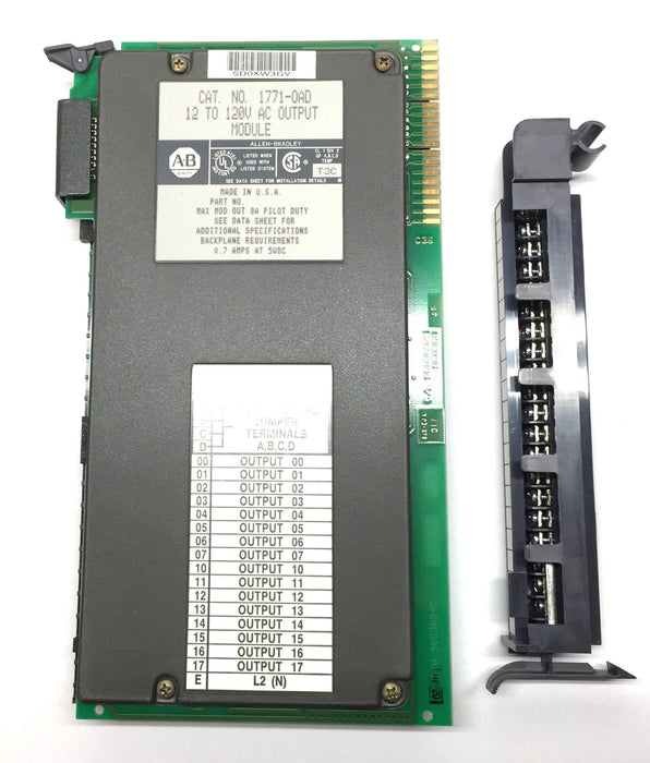 Allen-Bradley 12 to 120V AC Output Module w/Swing Arm Terminal 1771-OAD NOS