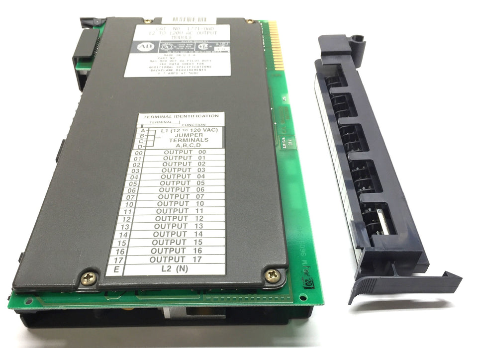 Allen-Bradley 12 to 120V AC Output Module w/Swing Arm Terminal 1771-OAD NOS