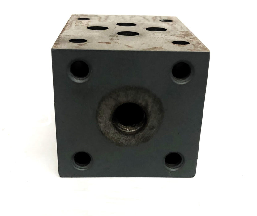 Unbranded 1-3/4x2-1/2x1-5/8 Inch Pneumatic Cylinder Body 308404 NOS