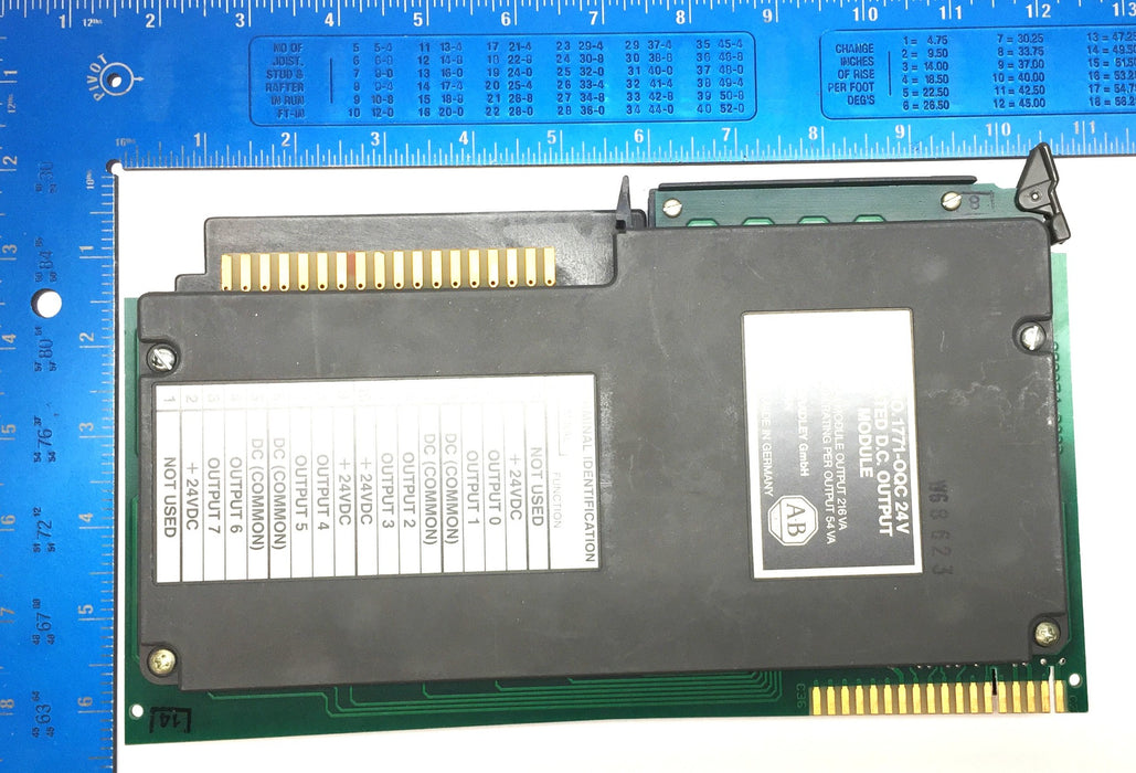 Allen-Bradley 24V Isolated D.C. Output Module 1771-OQC USED