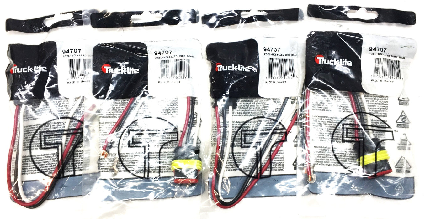 Truck-Lite Stop/Turn/Tail Light 94707 [Lot of 4] NOS