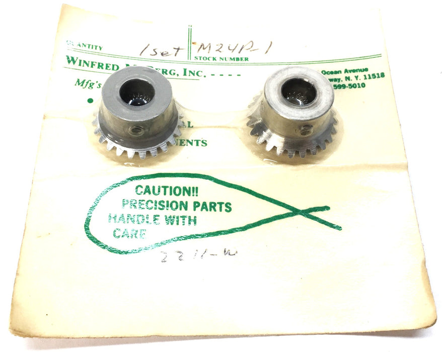 WM Berg Stainless Precision Gear Set (2pcs/1 Set) M24P-1 NOS