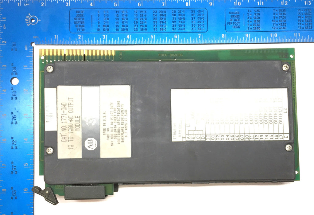 Allen-Bradley 12 to 120V AC Output Module 1771-OAD USED