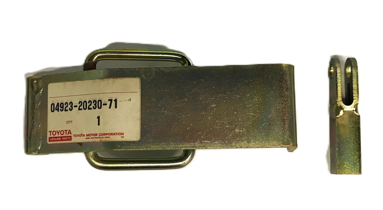 Toyota Forklift Hook Latch Assembly 04923-20230-71 NOS